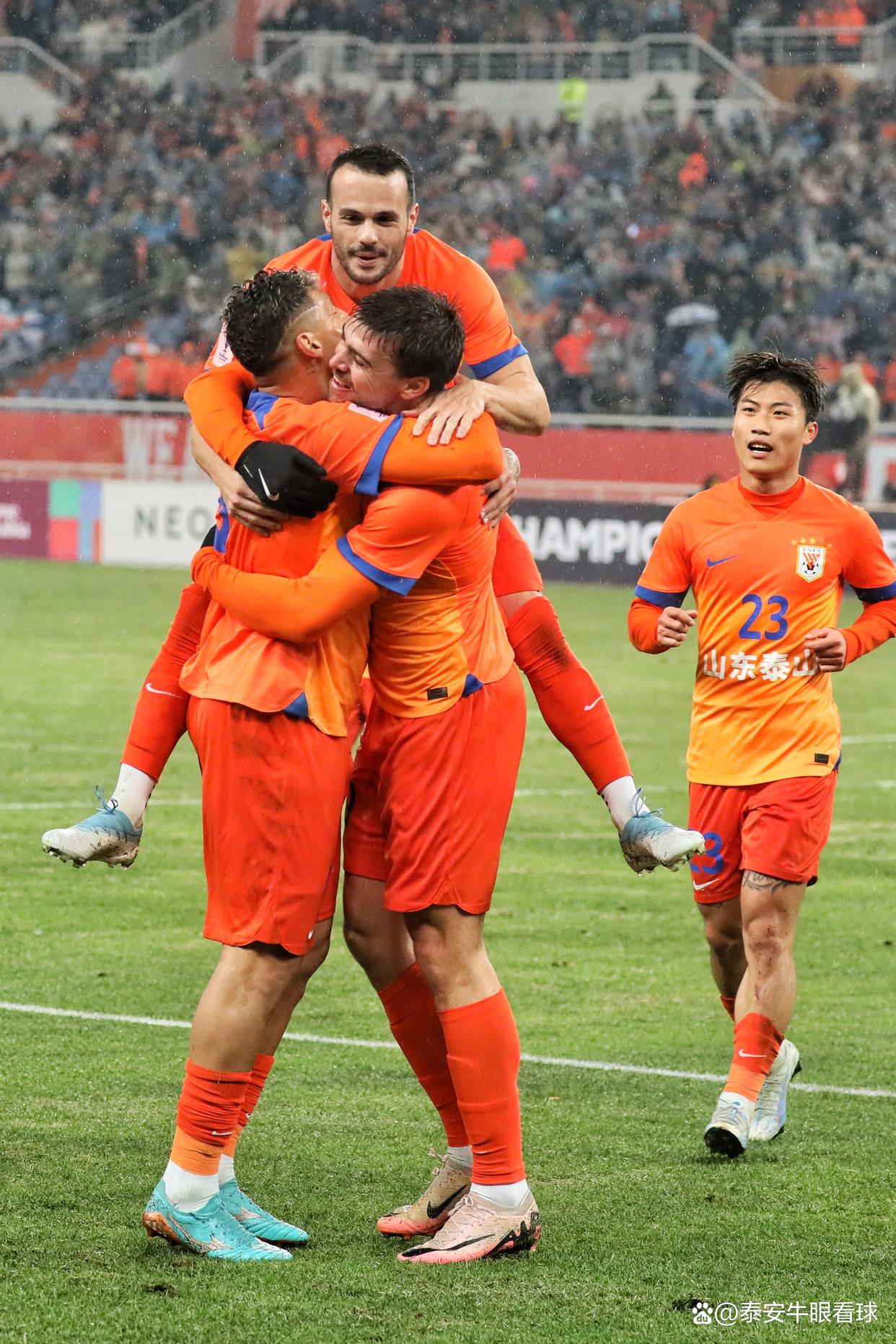 爱游戏社区-关于赛地聚焦——亚冠集结日热度飙升,马赛遗憾出局,压力陡增,控场能力受关注的信息