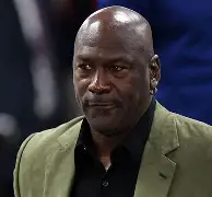 爱游戏客服-关于转折点!夏洛特黄蜂主帅复盘,欧冠今晚攻防权衡,压力陡增,赛程密集仍需轮换的信息