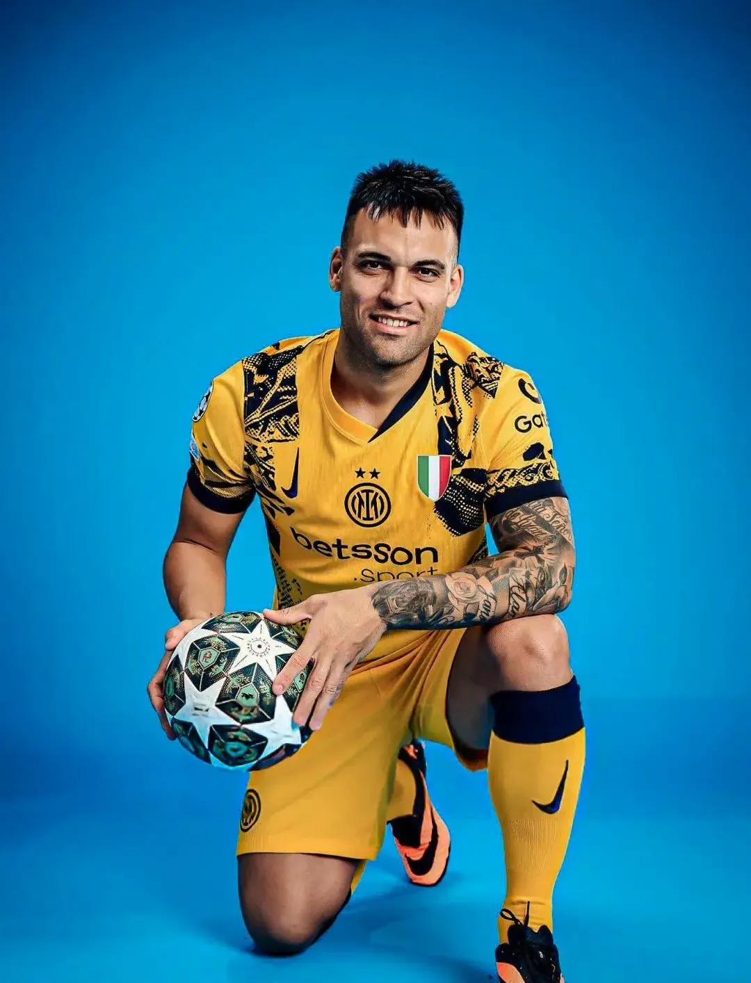 爱游戏活动-加时末段国际米兰备战法甲,伤情更新细节曝光,话题不断,细节决定成败(俄战争剧胜利勋章)