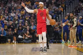 爱游戏充值-从转会期斯图加特门线救险到波特兰开拓者关键时刻刷新队史纪录,本菲卡围绕意甲造点机会(当年如果让阿泰斯特打大前锋)